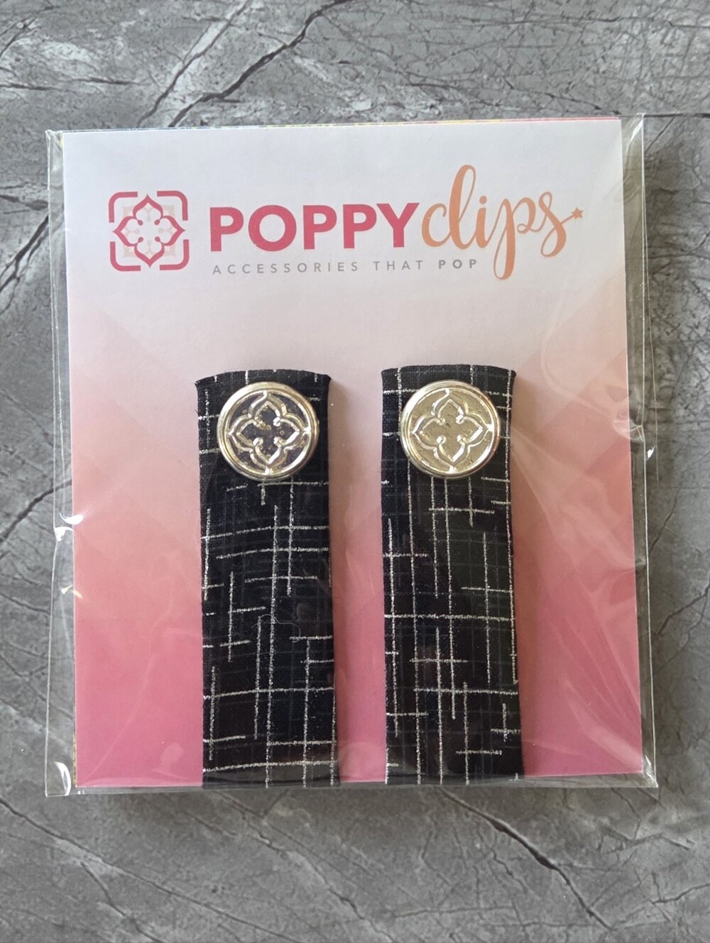 PoppyClips Fashion Accessory Black and White